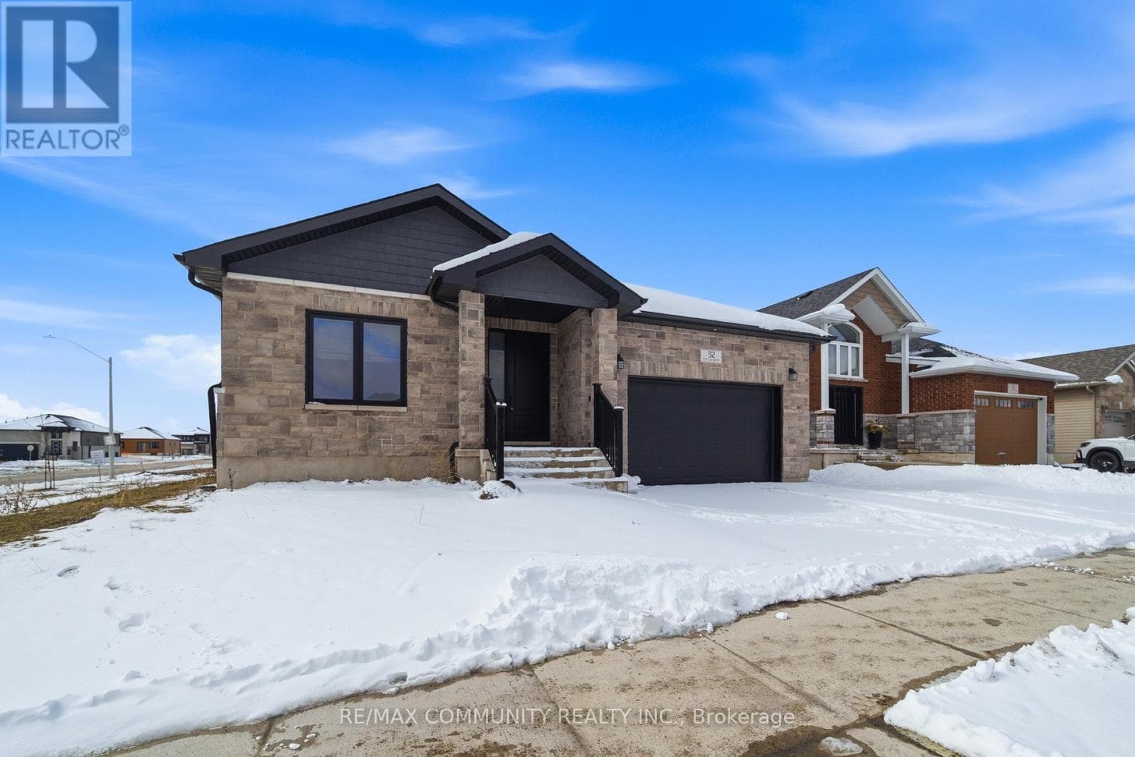 52 POTTER DRIVE photo 4
