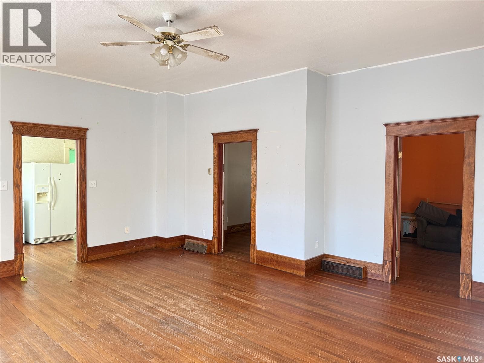 310 Bounty STREET photo 3