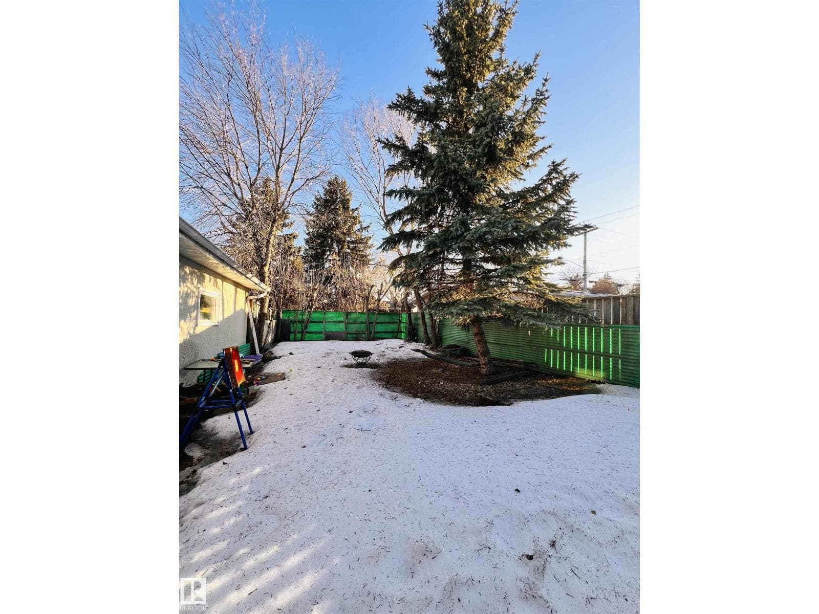 11459 51 AV NW — photo 2