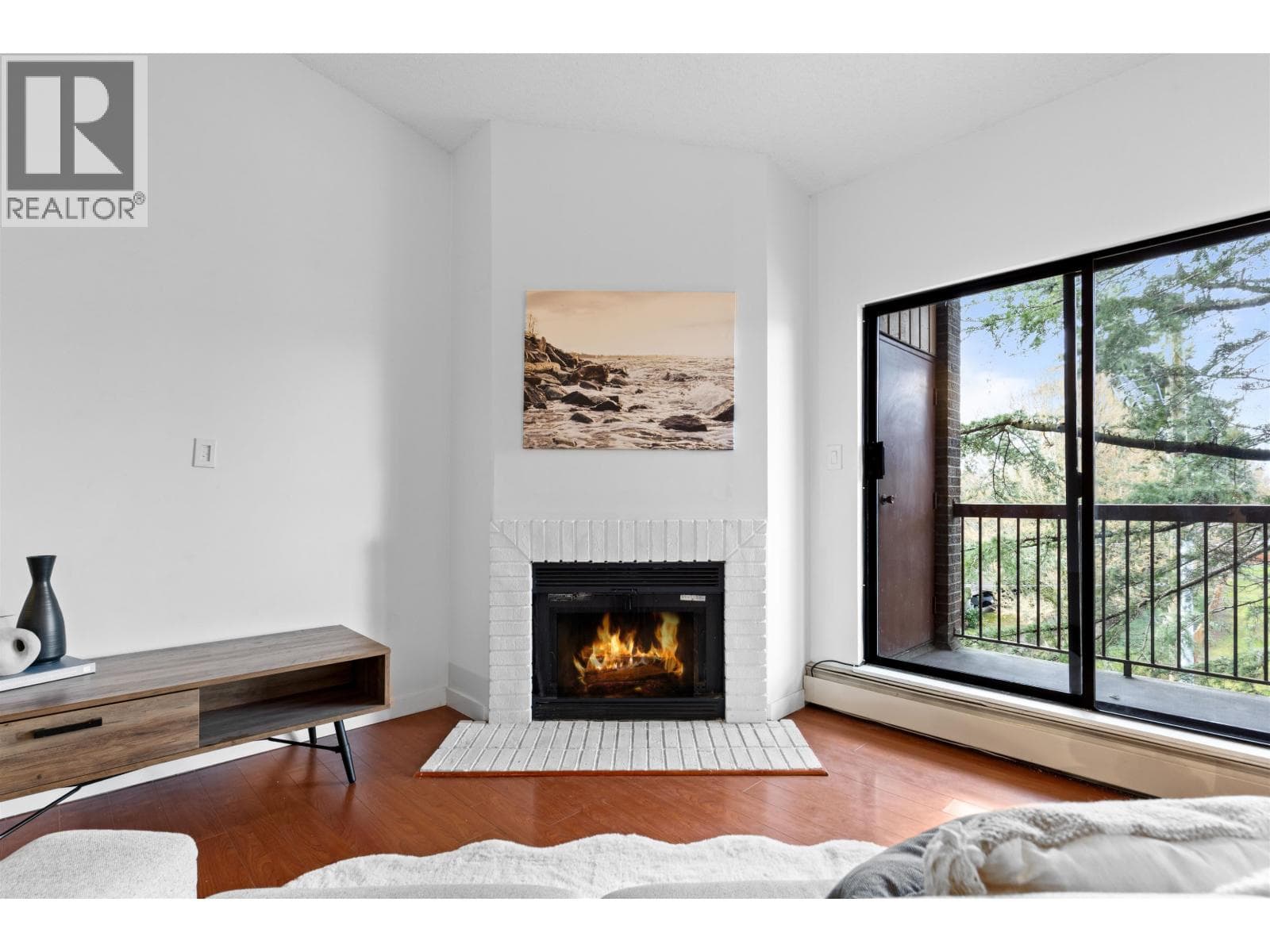 340 8500 ACKROYD ROAD photo 5