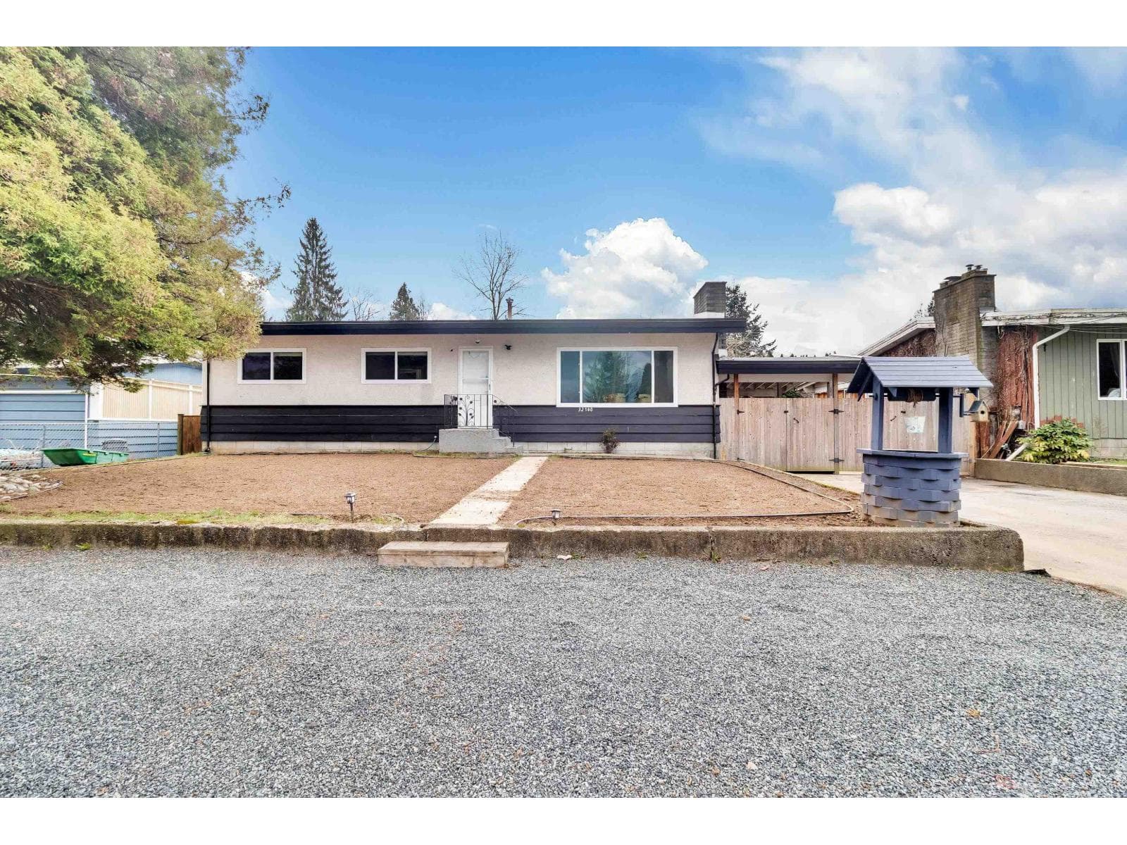 5 bed 2 bath single family at 32140 BUECKERT AVENUE — $925,000