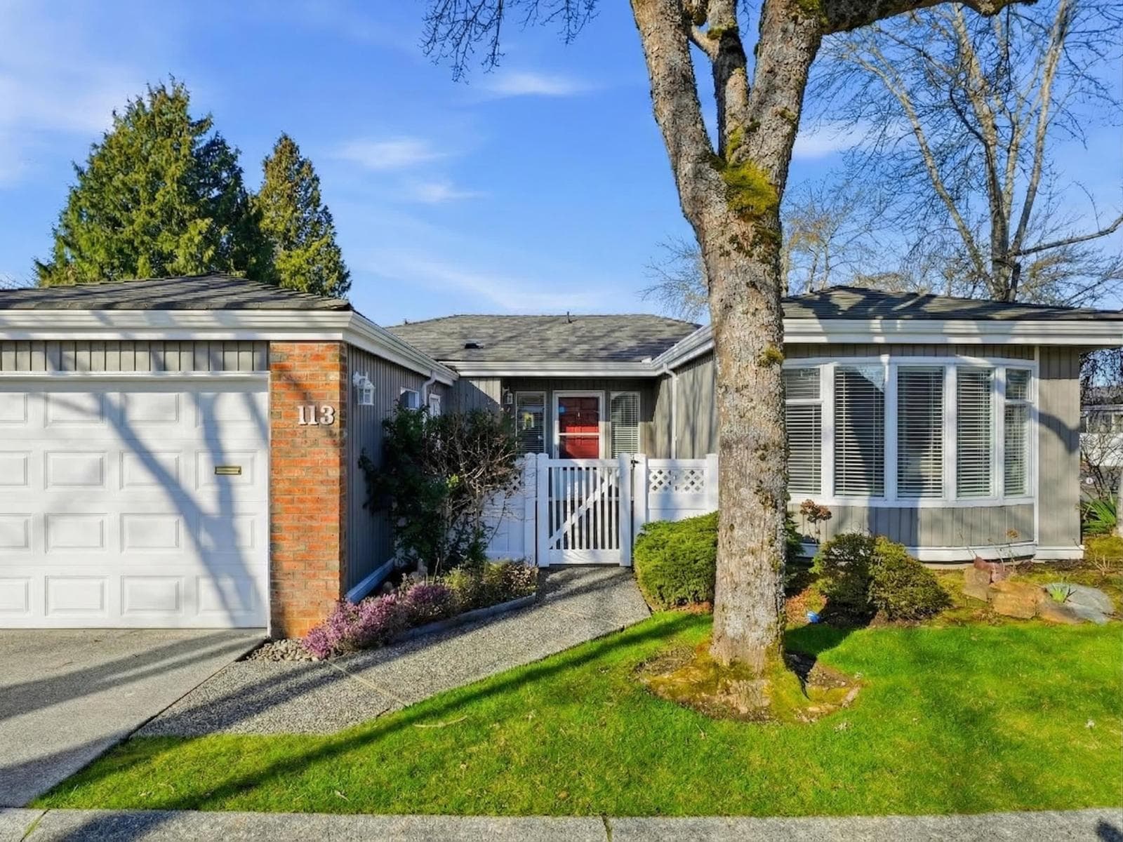 113 14271 18A AVENUE photo 3