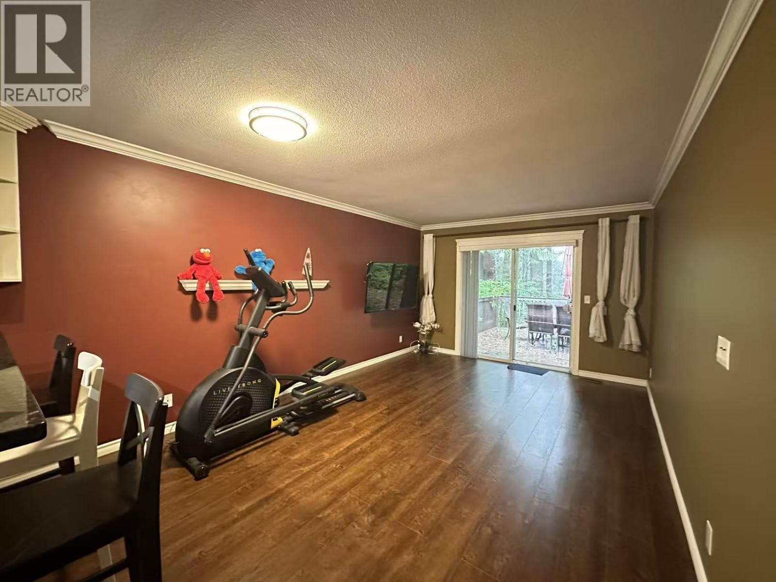 37 DEERWOOD PLACE photo 2