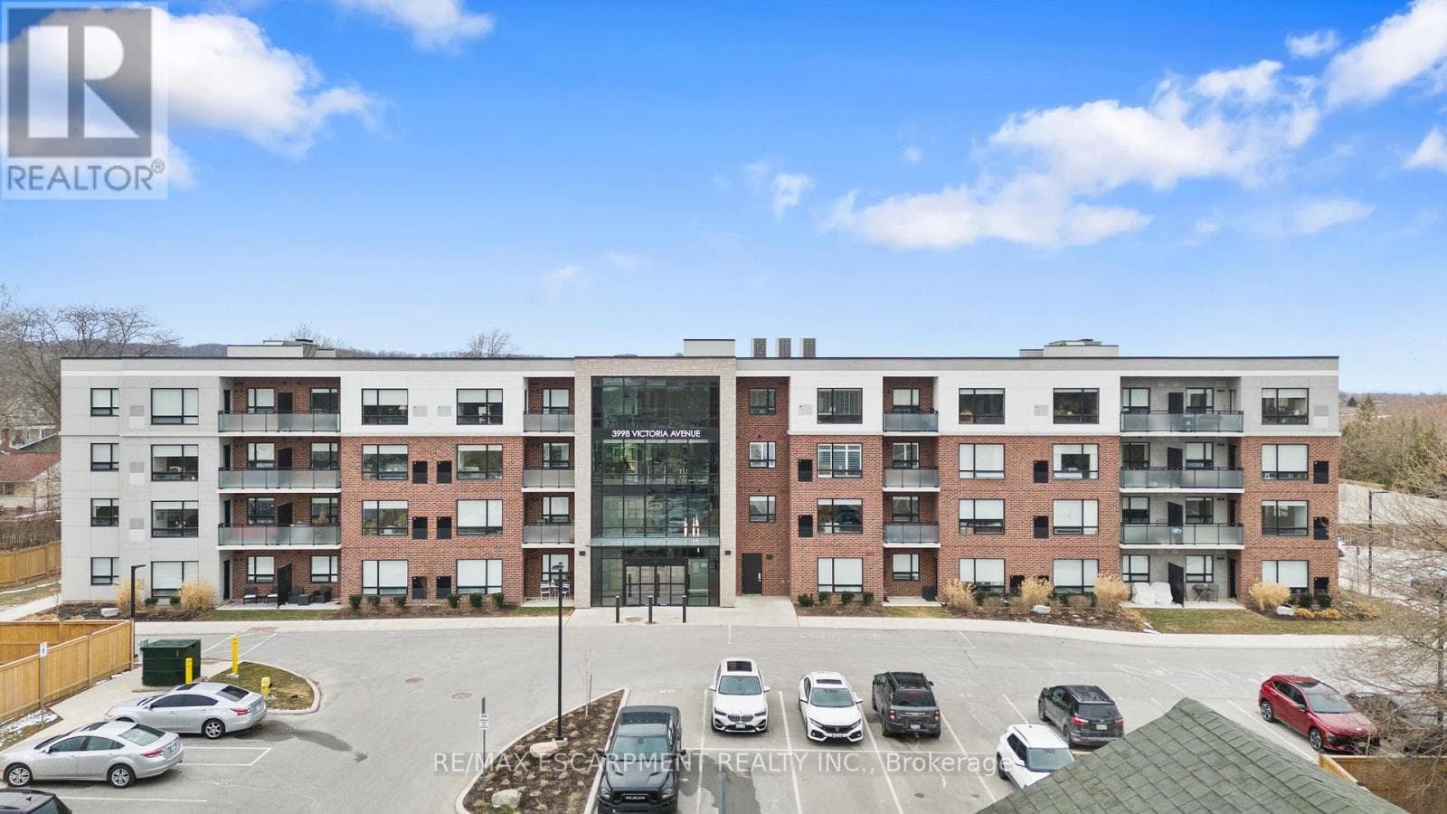 1 bed 1 bath single family at 211 - 3998 VICTORIA AVENUE — $410,000