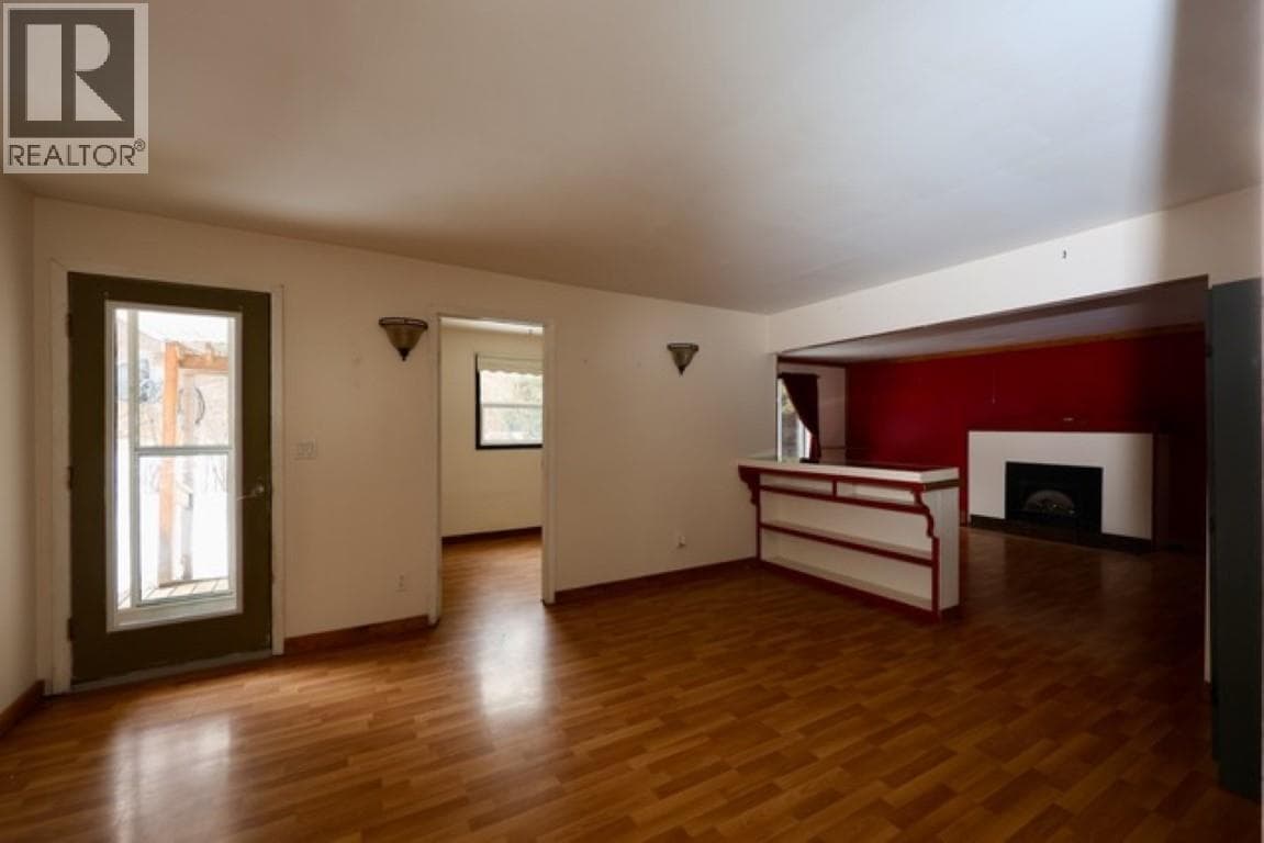 903 Ryter Road W photo 5