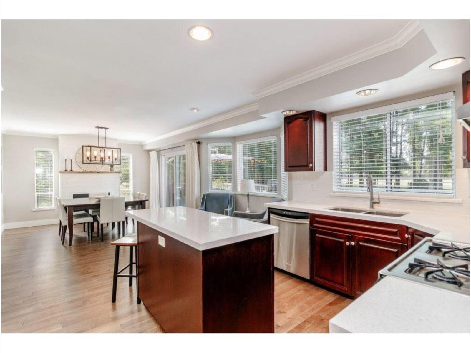 24903 54 AVENUE photo 4