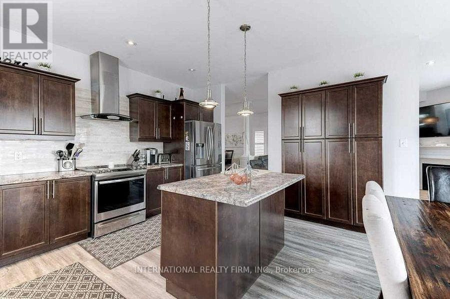 113 WHITEFISH CRESCENT photo 5