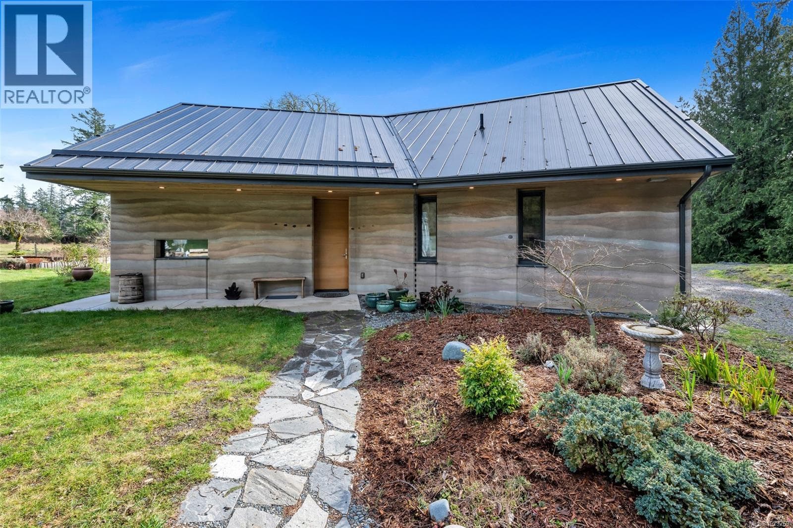2 bed 2 bath single family at 2689 Anderson Rd — $1,590,000