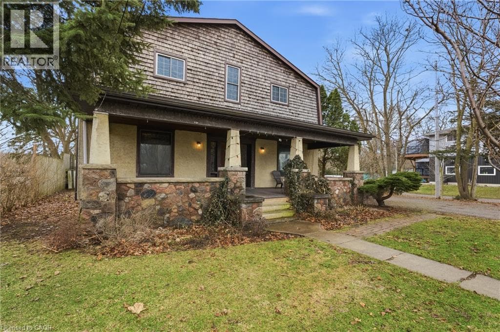 211 CANBOROUGH Street photo 4