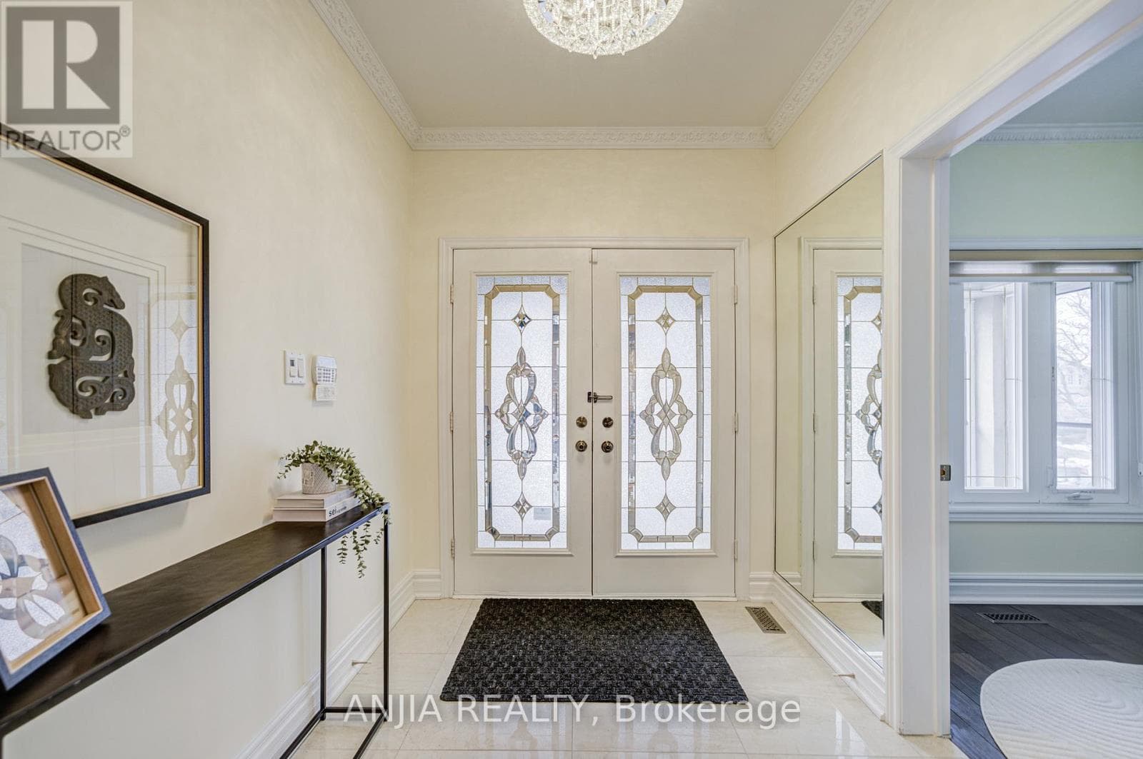 91 REANSBURY CRESCENT photo 4