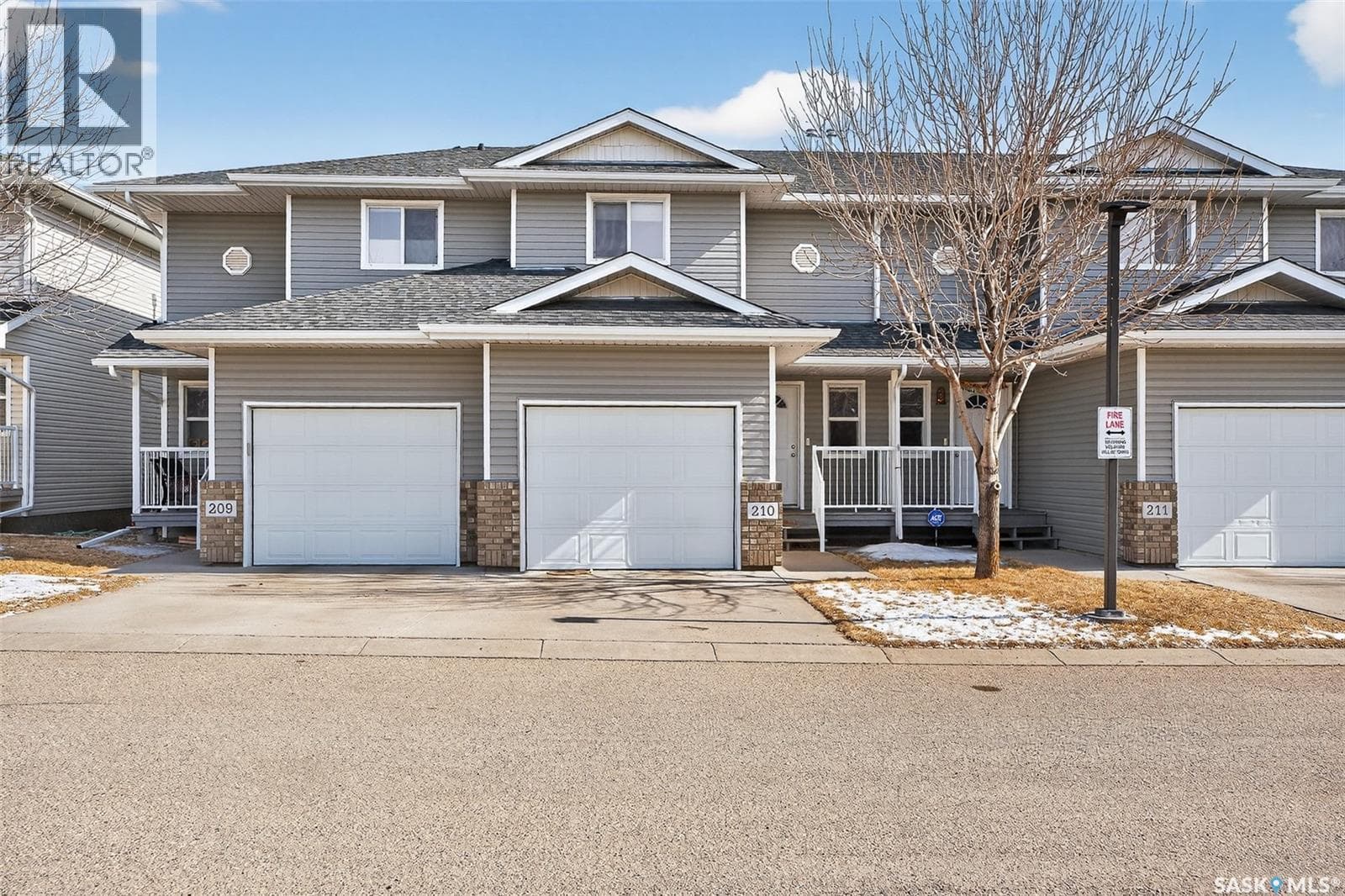 2 bed 3 bath single family at 210 851 Chester ROAD — $254,900