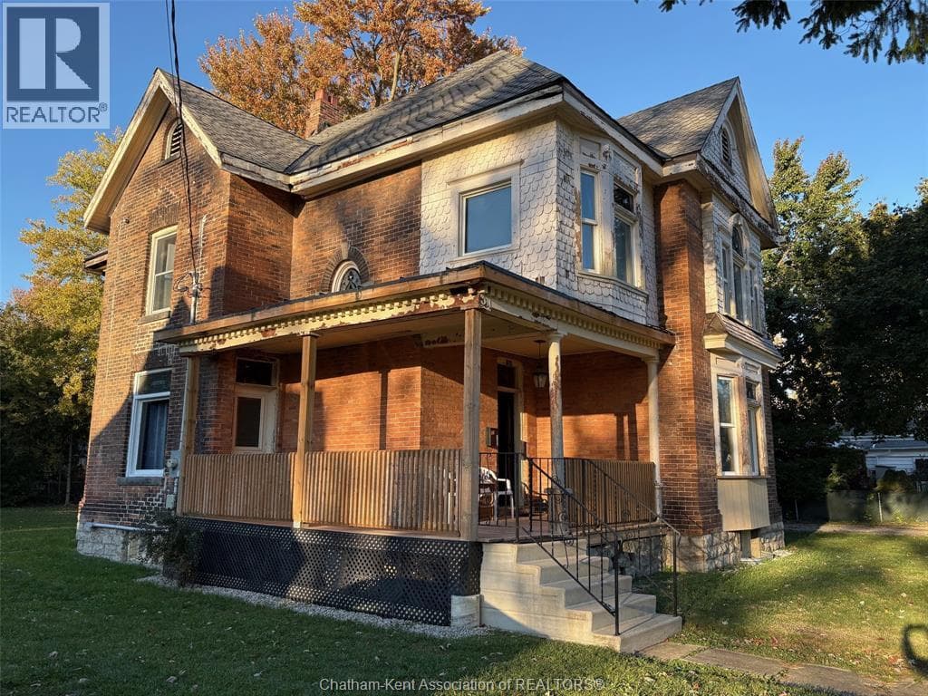 multi-family at 27 & 31 Wade STREET — $479,000