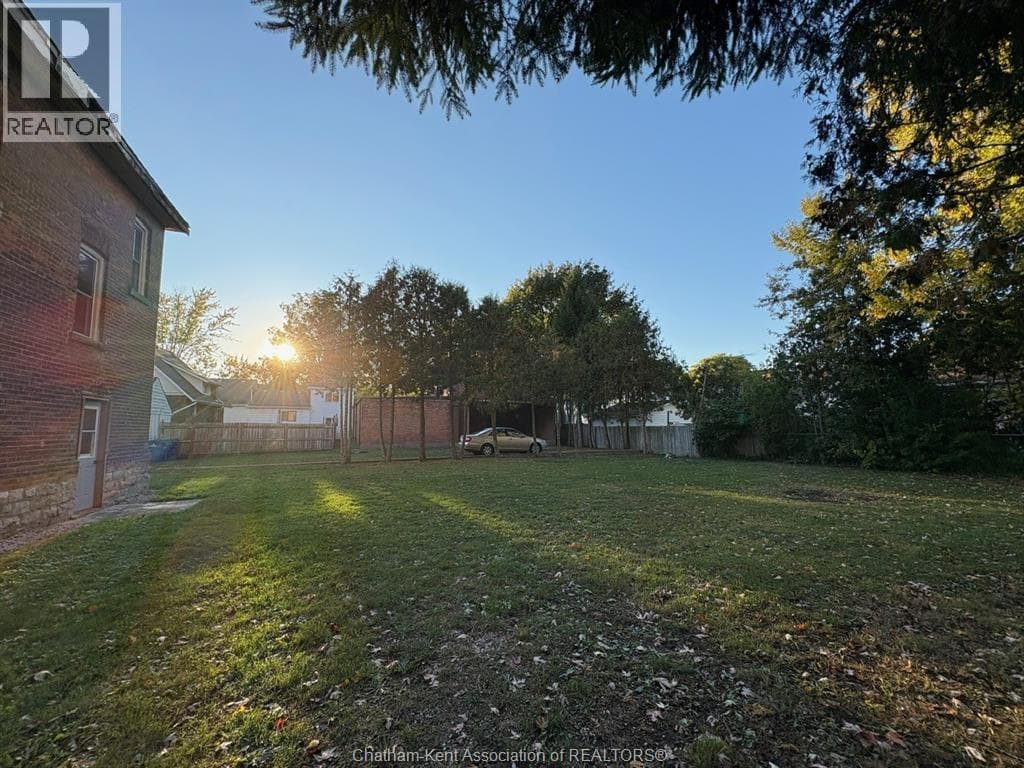 27 & 31 Wade STREET photo 5