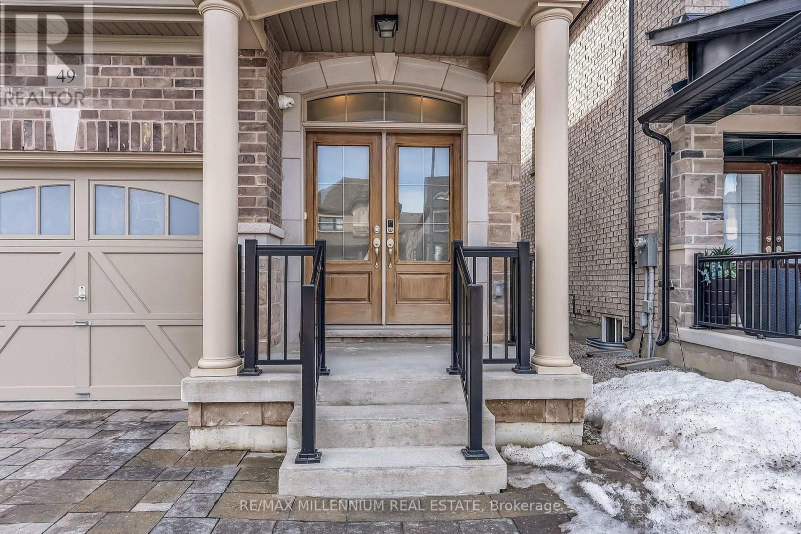 49 ZENITH AVENUE photo 4