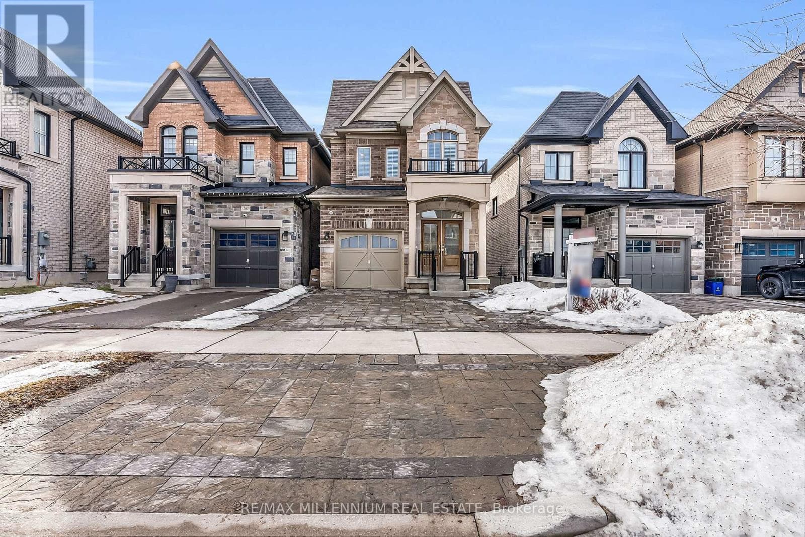 49 ZENITH AVENUE photo 2