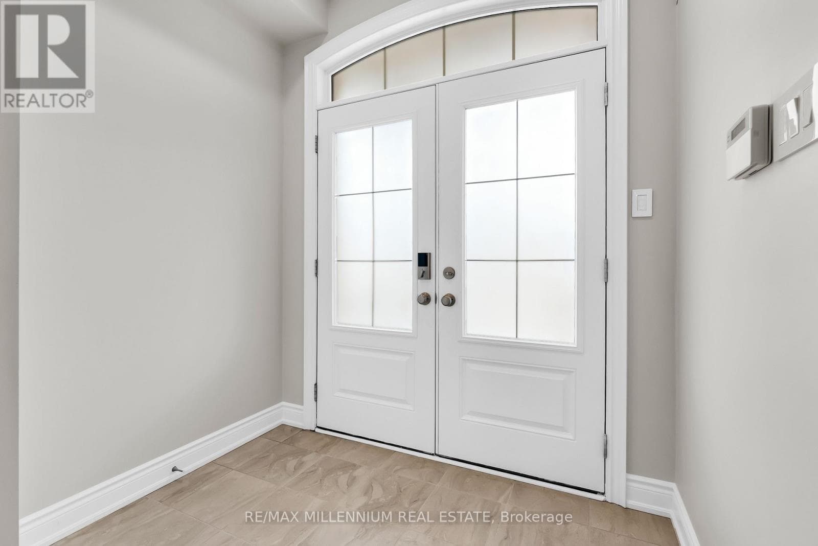49 ZENITH AVENUE photo 5