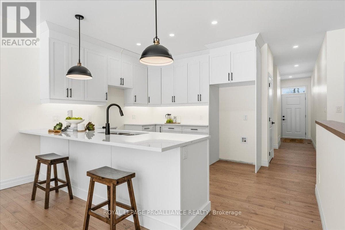 163 POMEROY AVENUE photo 4