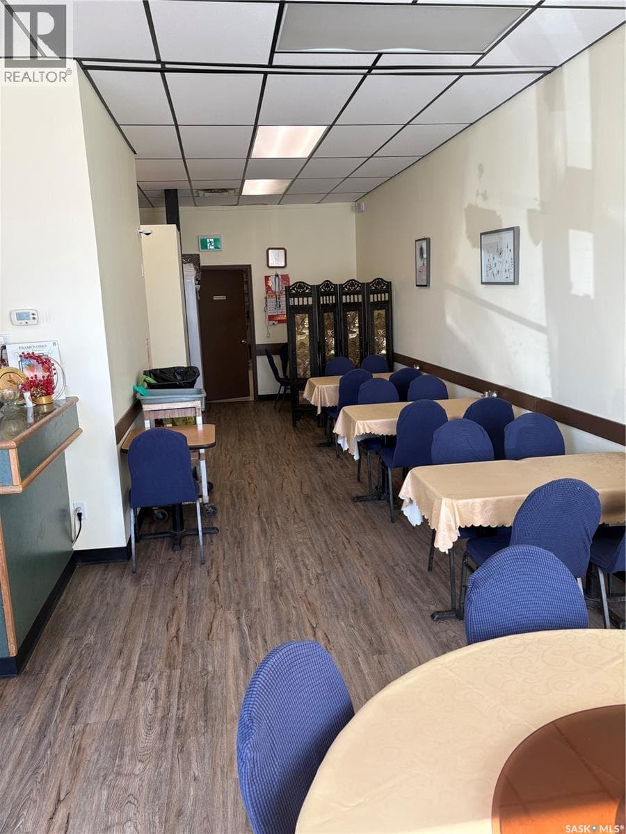 B 4112 Albert STREET — photo 3
