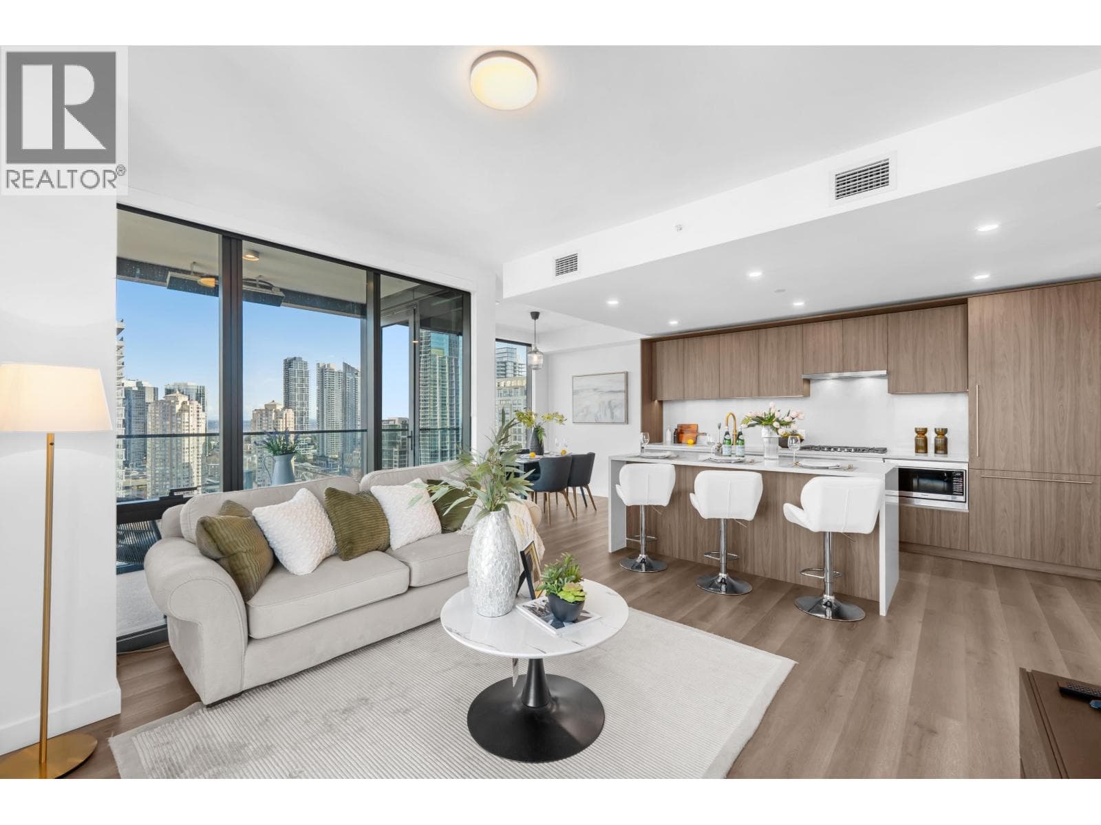 2108 5987 WILSON AVENUE photo 5