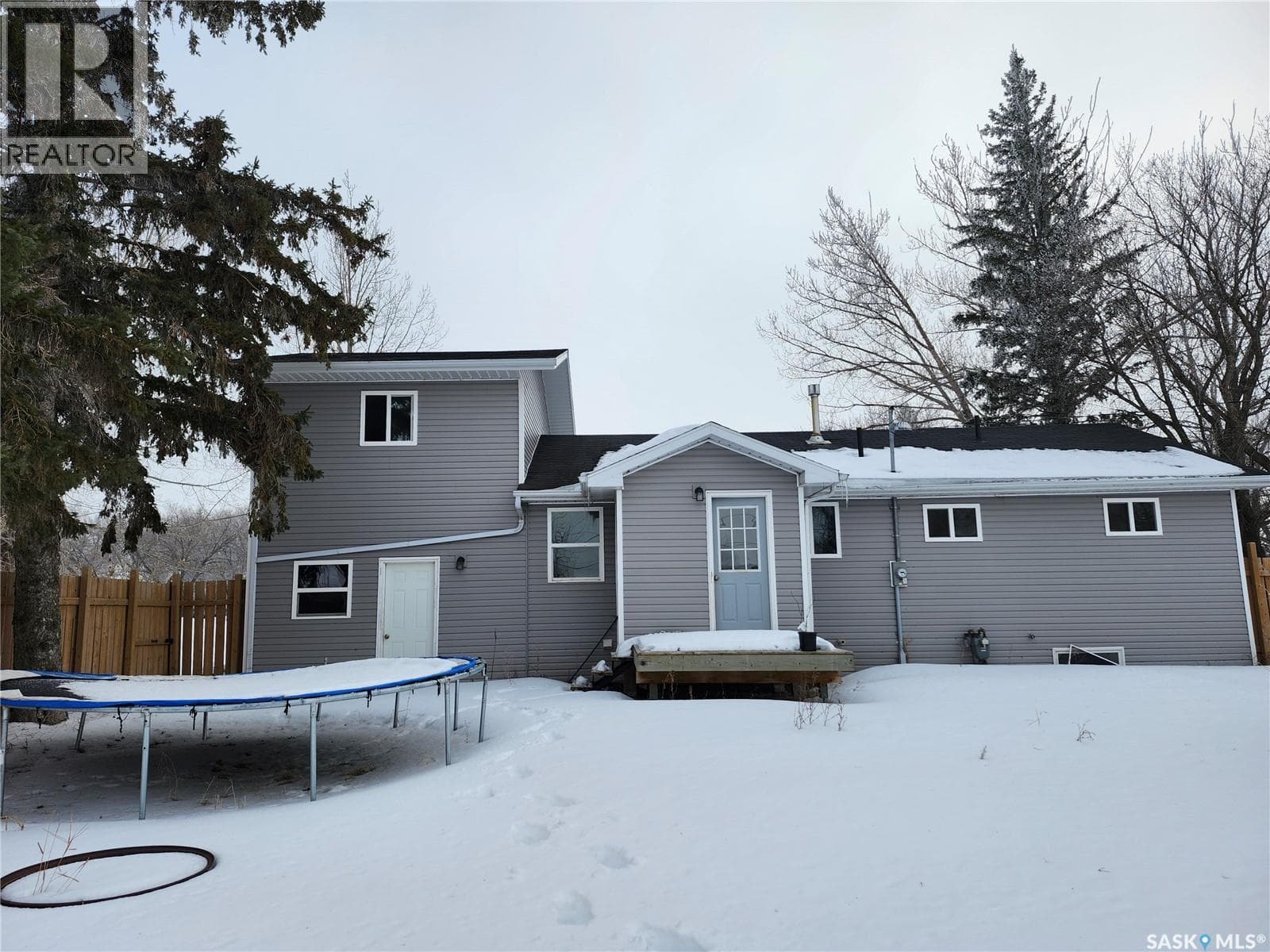15 Walker AVENUE — photo 4