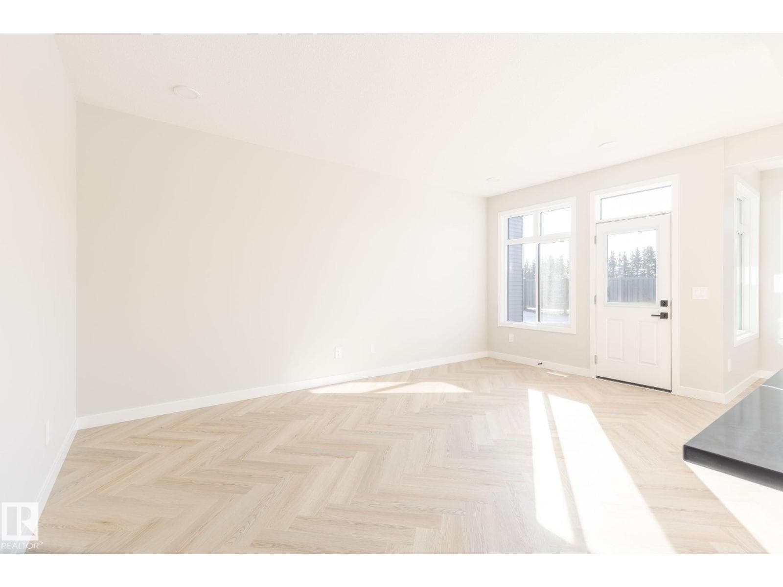 2206 Crossbill Link NW photo 5
