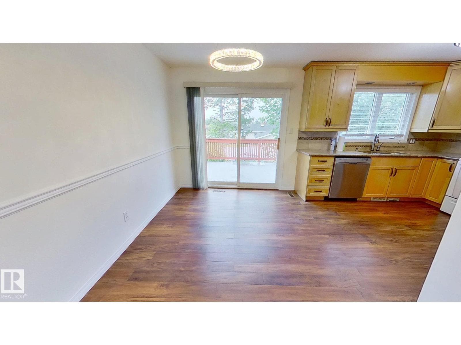 3432 81 ST NW photo 5