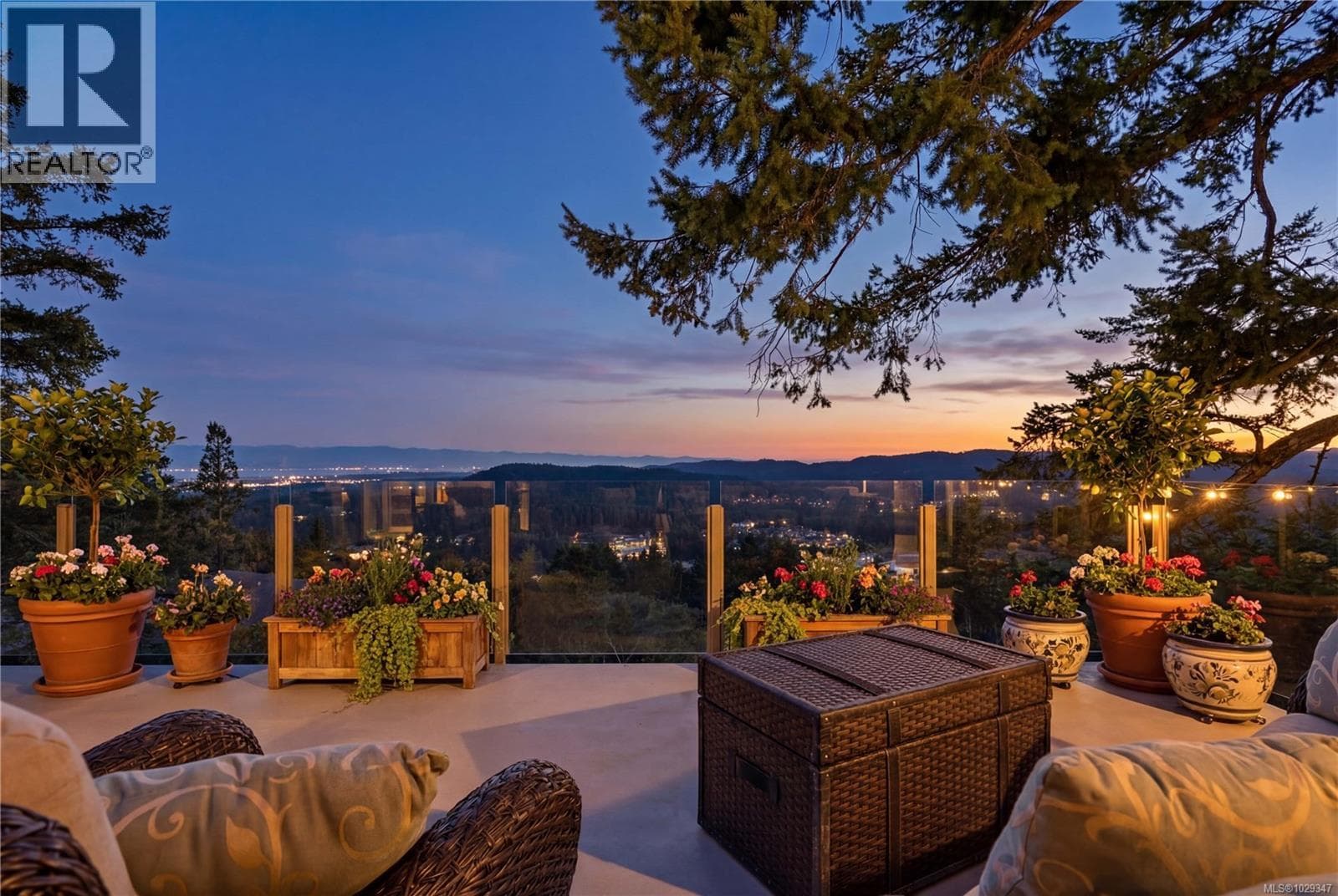 3475 Blue Sky Pl photo 2