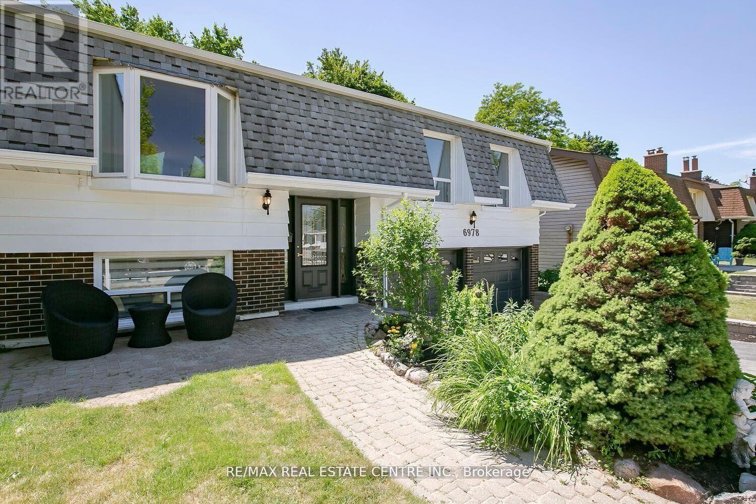 5 bed 3 bath single family at 6978 ESTORIL ROAD — $1,199,000