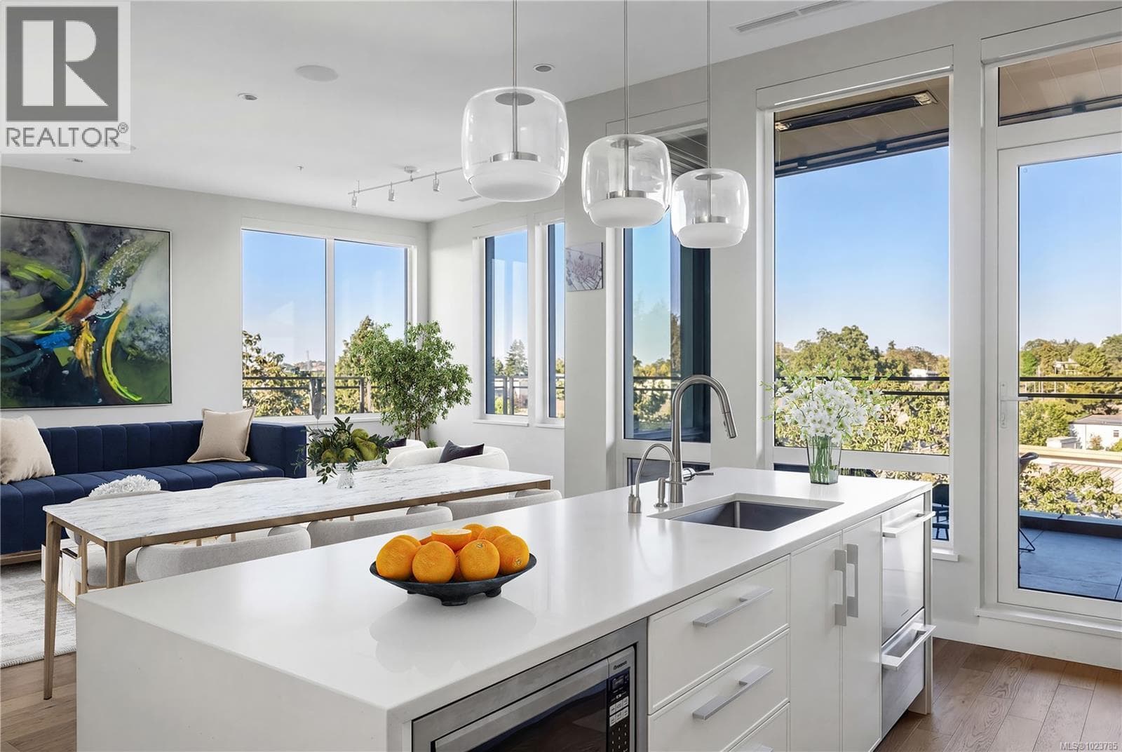 2 bed 3 bath single family at 601 1201 Fort St — $1,899,000