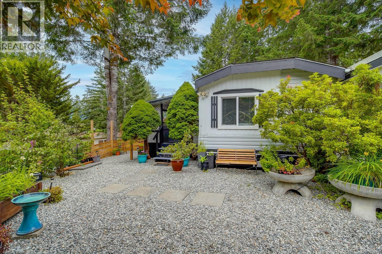 3 bed 2 bath single family at 77 10325 Lakeshore Rd — $439,900