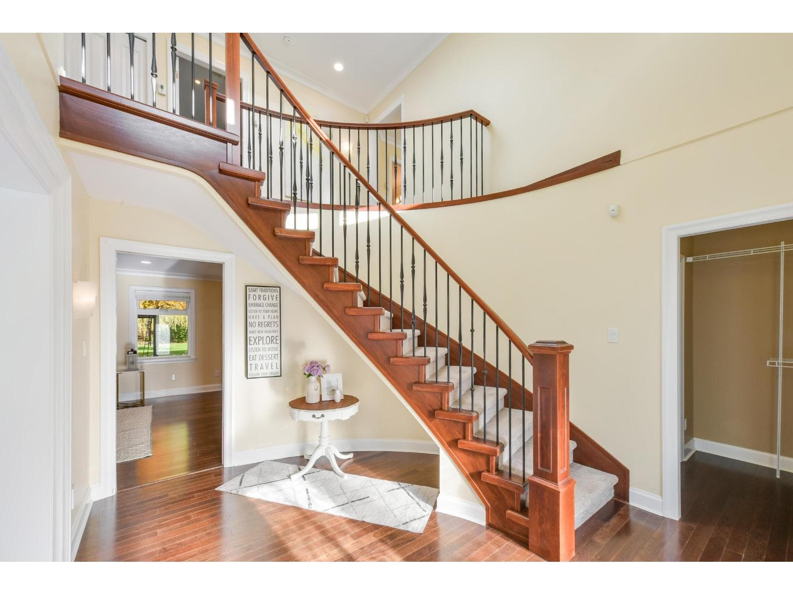 1944 133B STREET photo 2