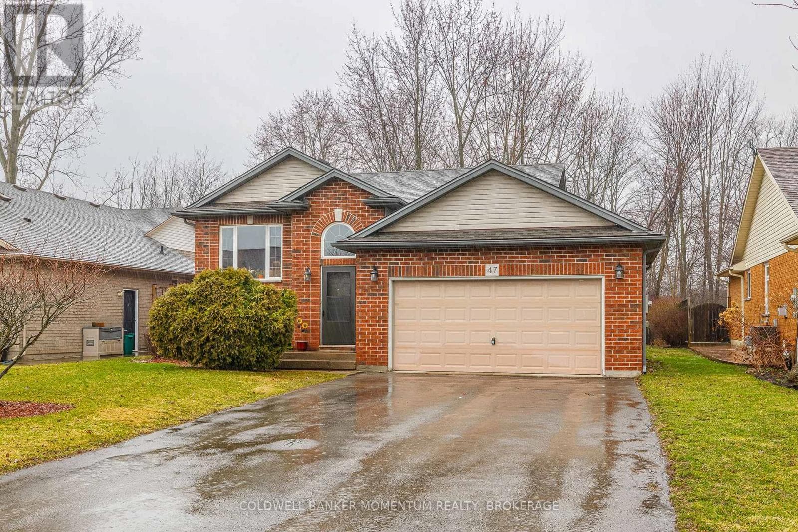 3 bed 2 bath single family at 47 THOROLD AVENUE — $774,900