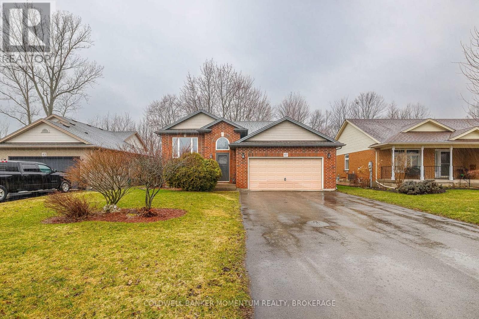 47 THOROLD AVENUE photo 3