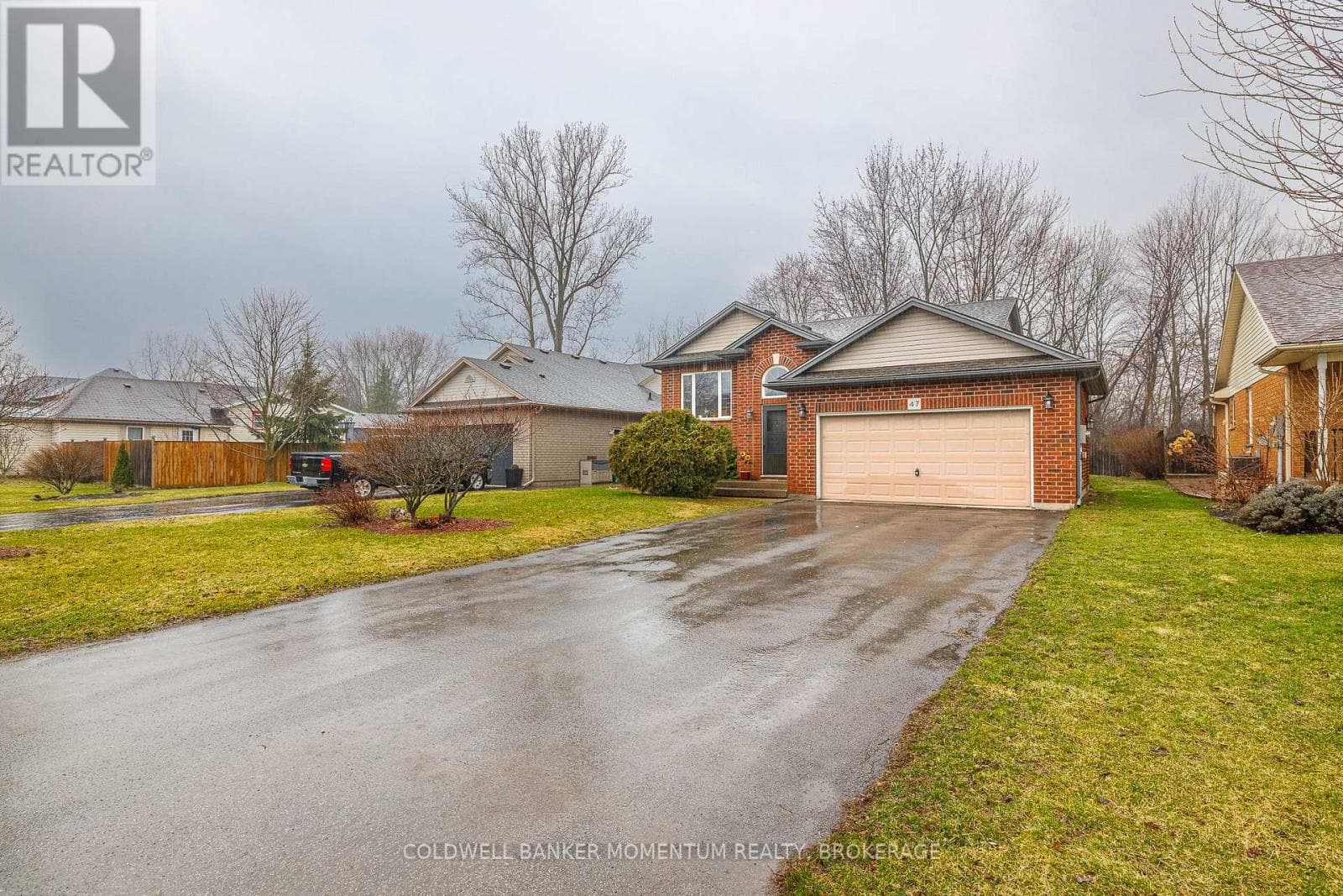 47 THOROLD AVENUE photo 4