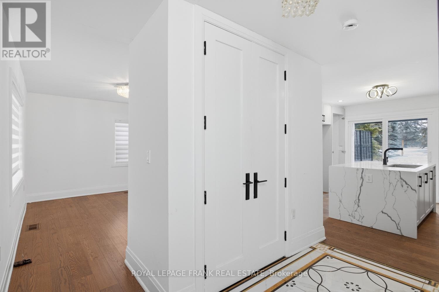 3531 SIMCOE STREET N photo 5