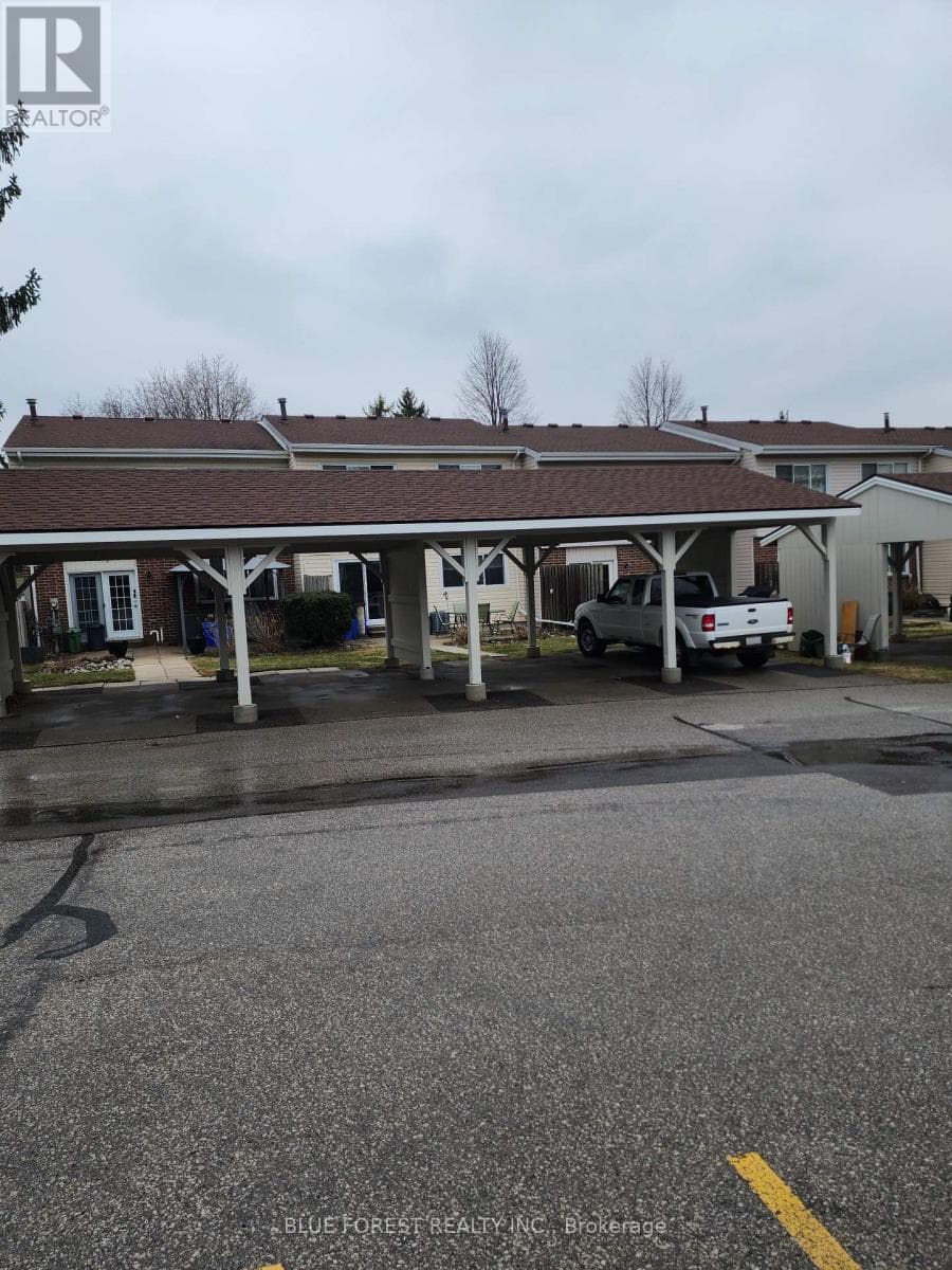 775 WILKINS STREET photo 4
