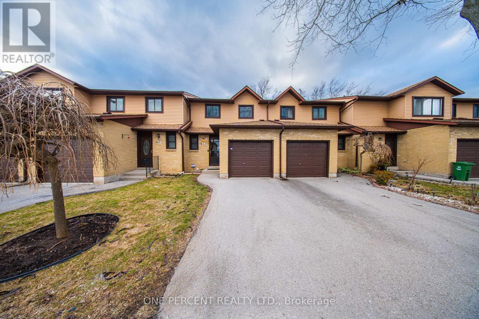 48 - 860 RYMAL ROAD E photo 2