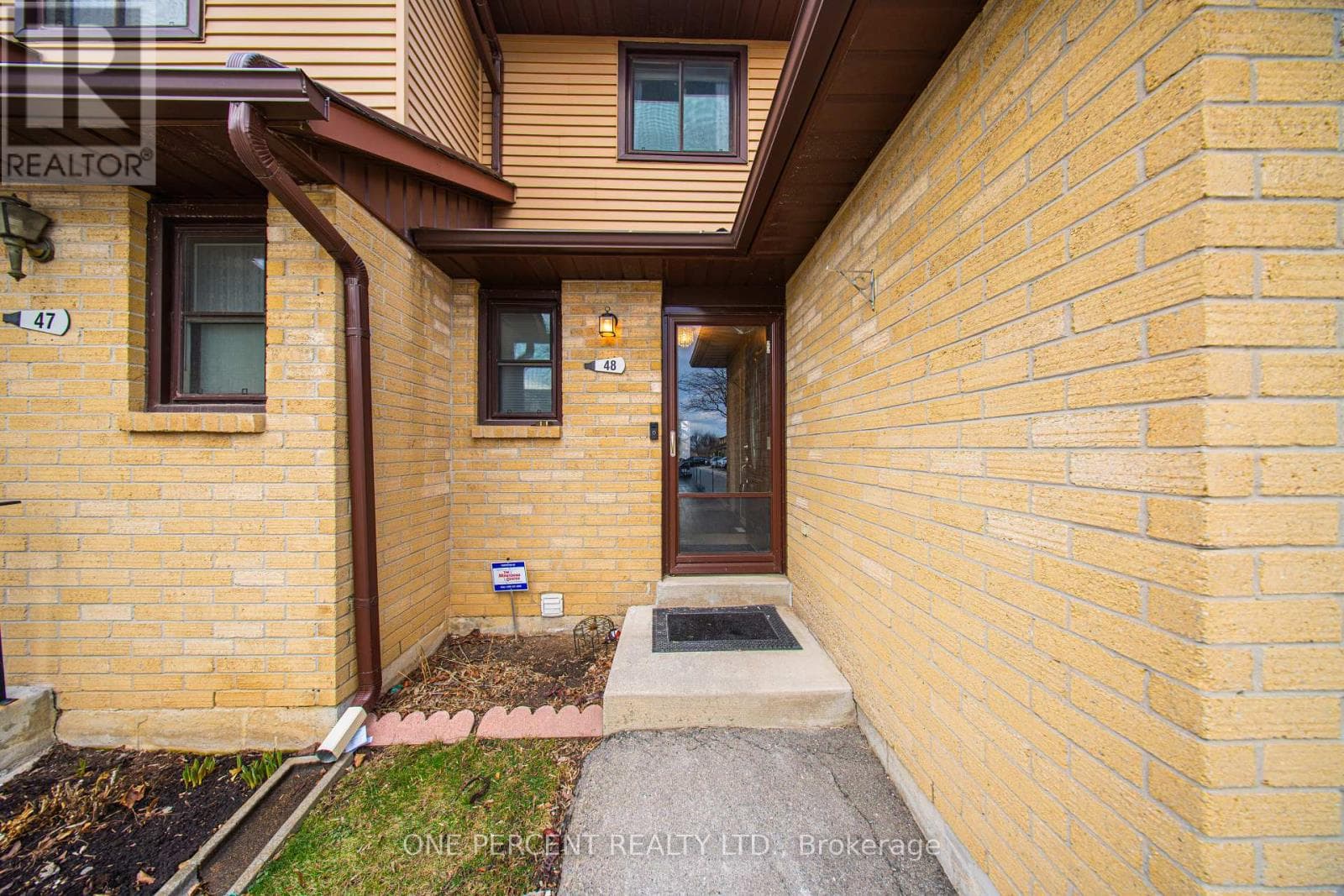 48 - 860 RYMAL ROAD E photo 4