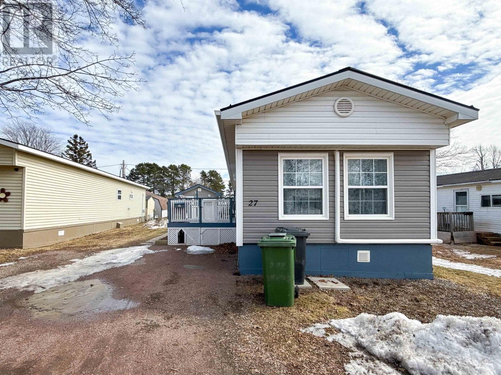 3 bed 1 bath single family at 27 Linkletter Estates — $170,000