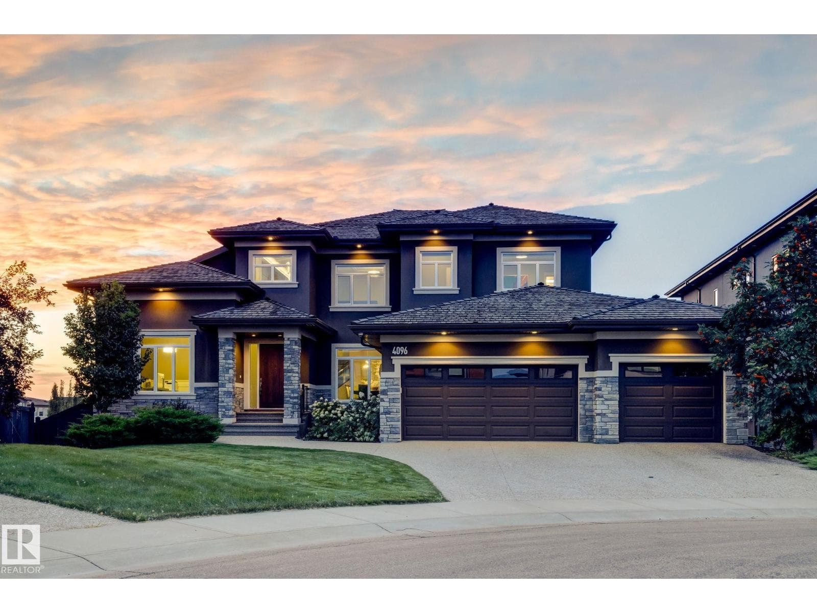 4096 WHISPERING RIVER DR NW — photo 2