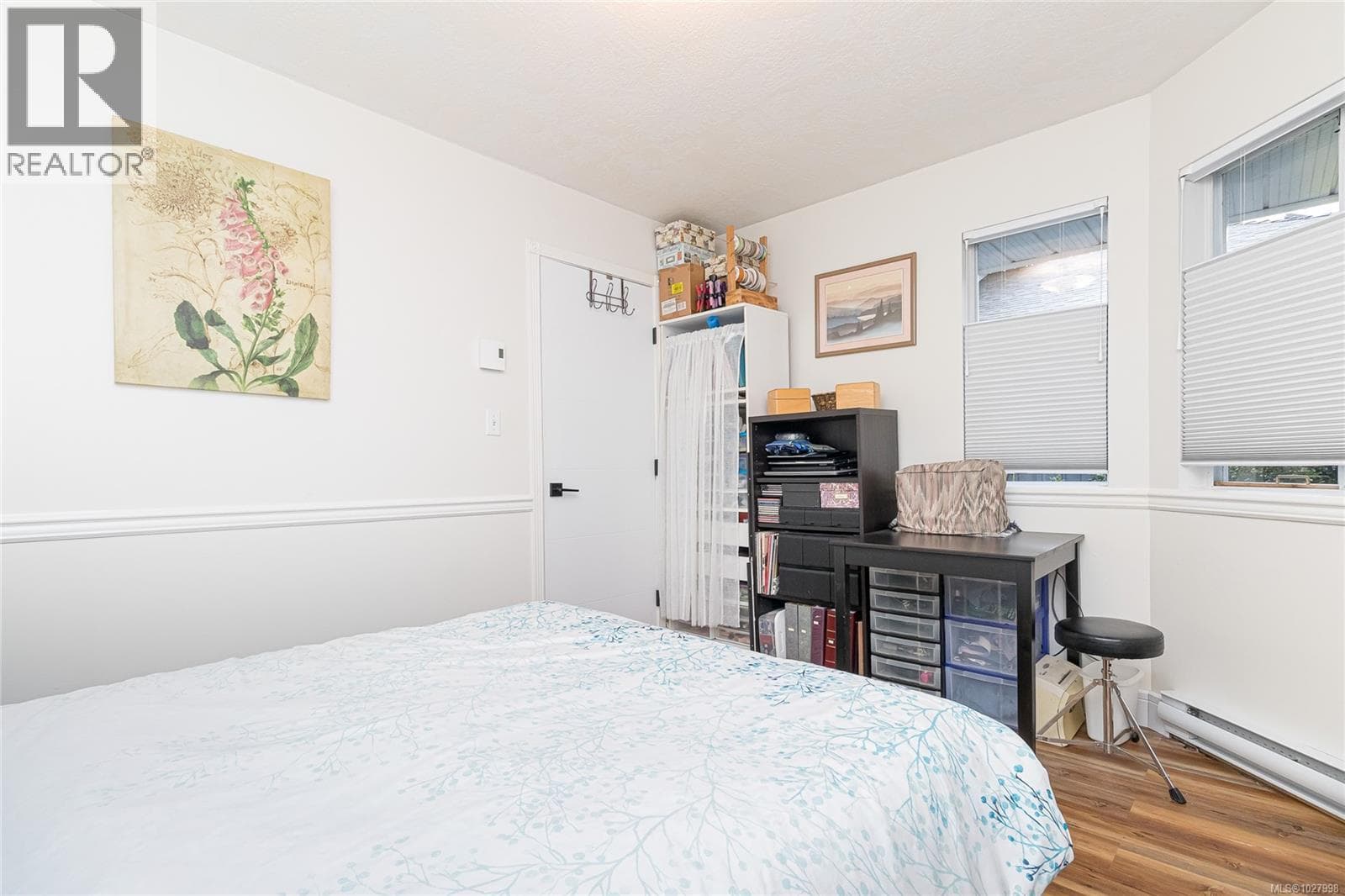 14 5110 Cordova Bay Rd photo 5