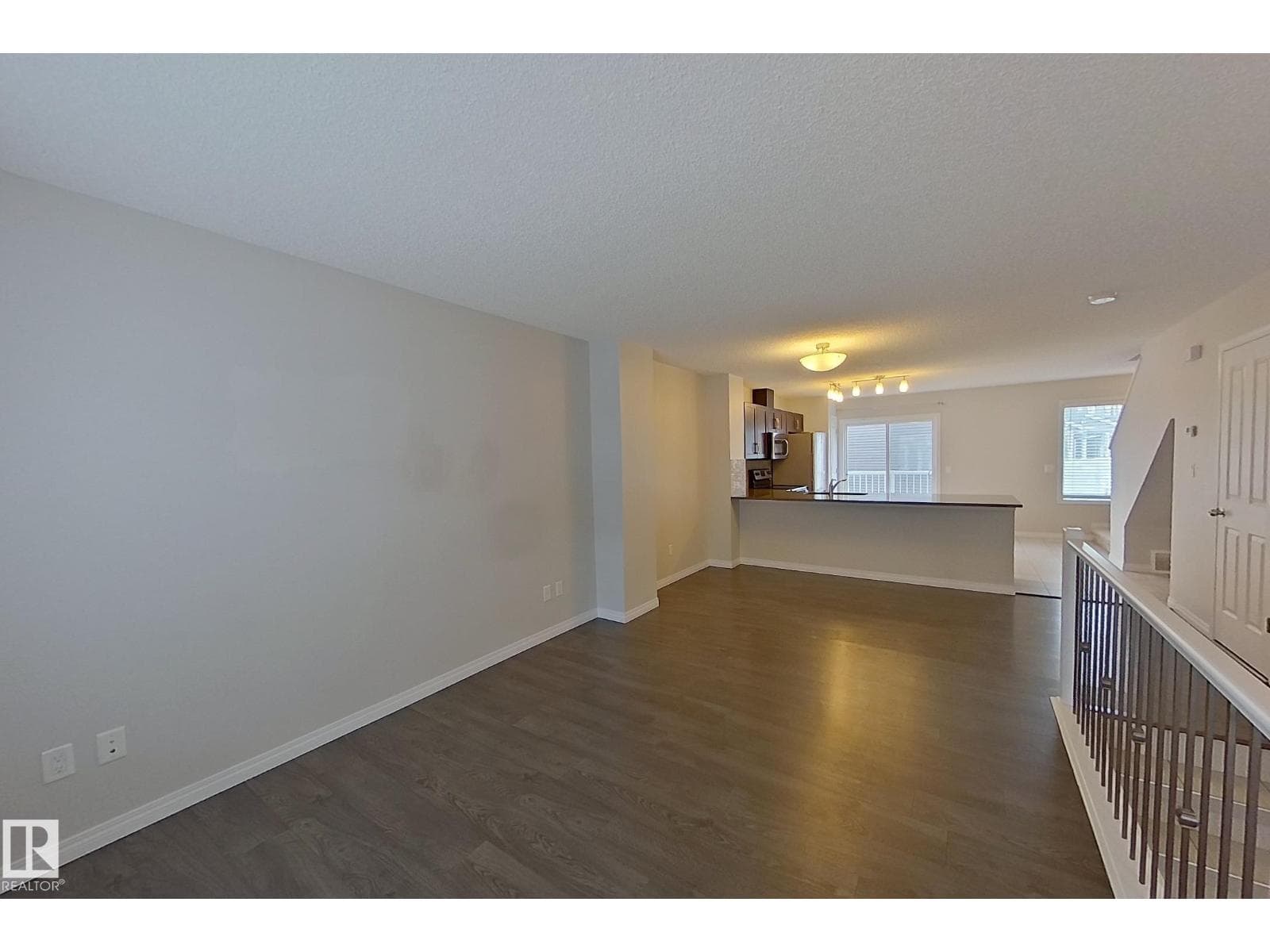 #87 4050 SAVARYN DR SW — photo 2