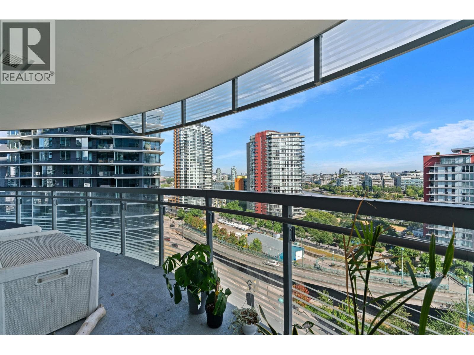1284 87 NELSON STREET photo 3