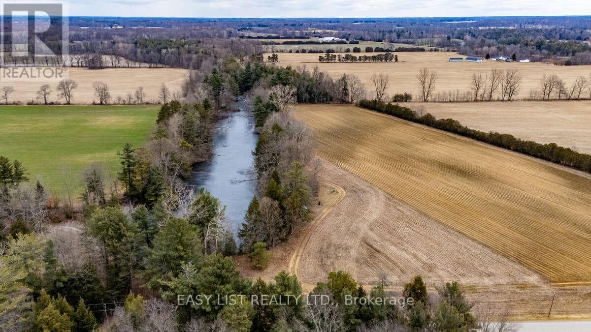 1460 ELGIN COUNTY RD 55 photo 4
