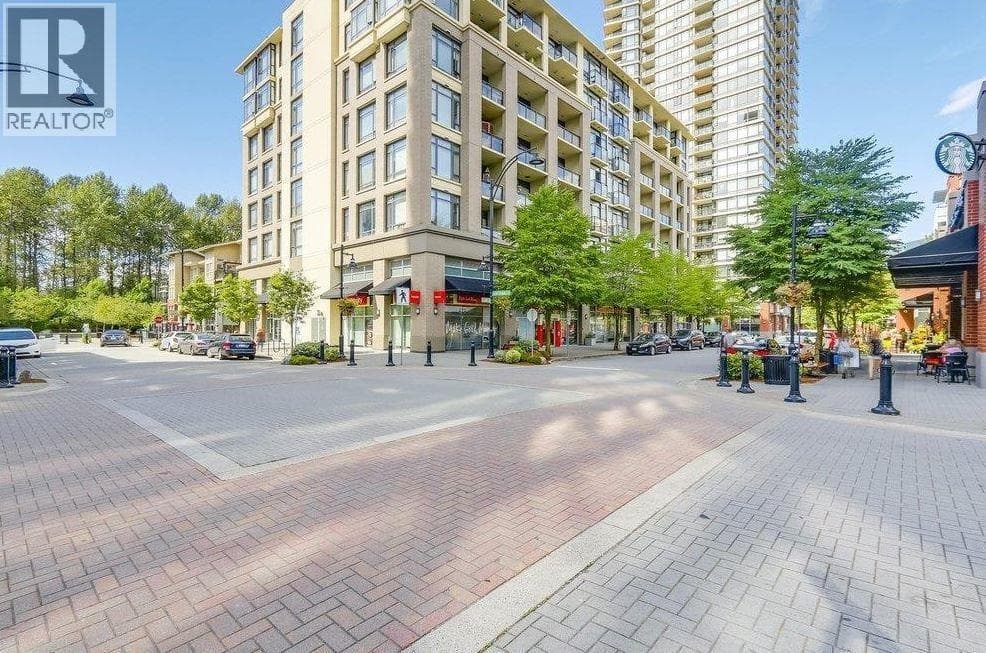 705 400 CAPILANO ROAD photo 3