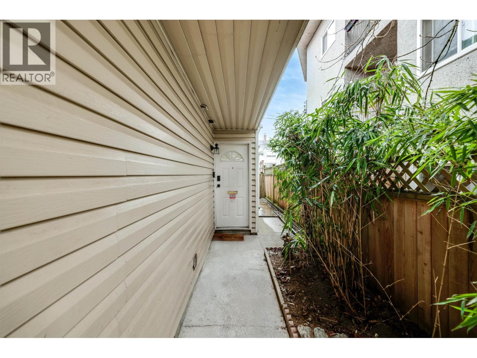 819 W 70TH AVENUE photo 3