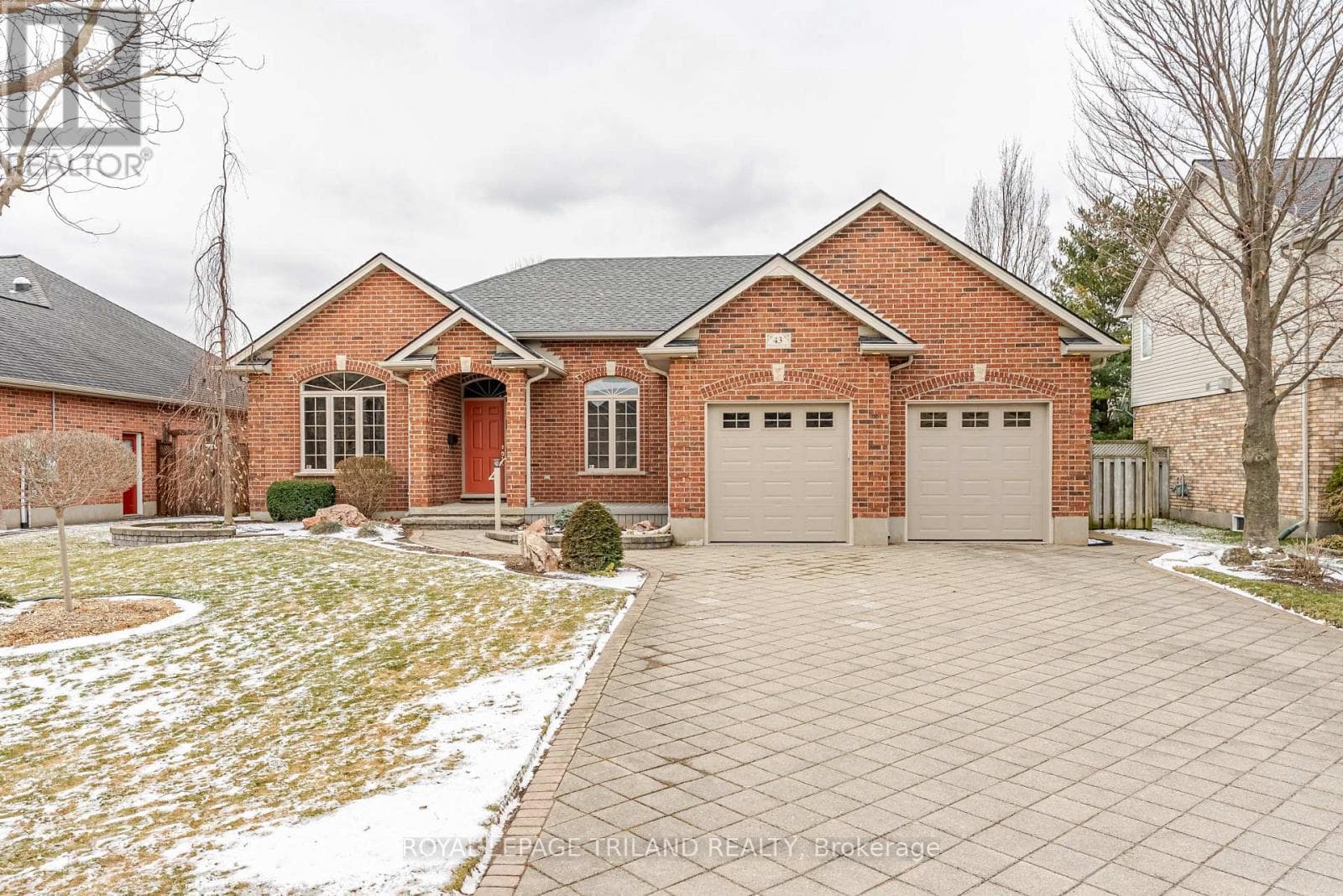 43 PINEHURST DRIVE photo 5