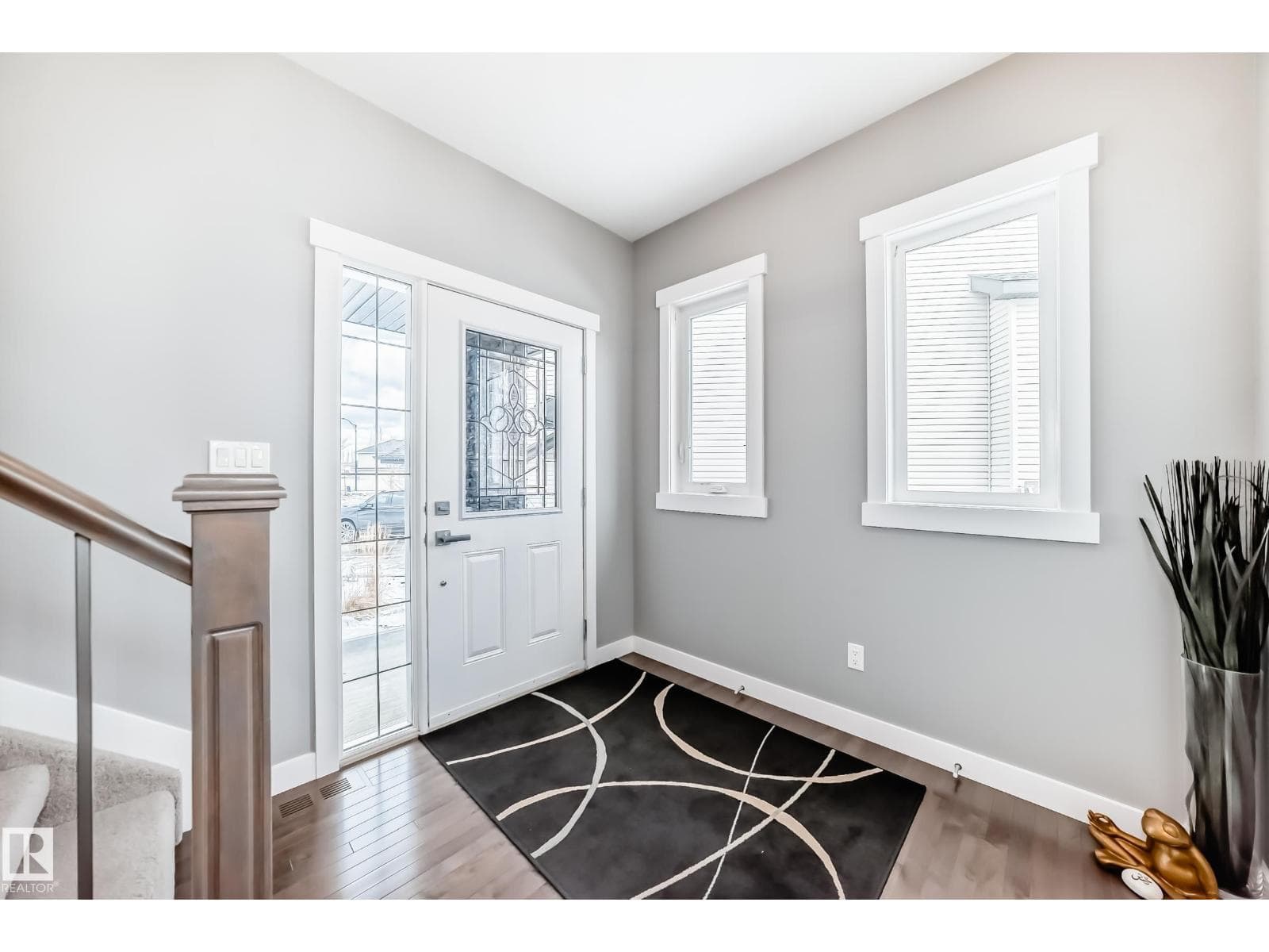 2117 69A ST SW photo 2