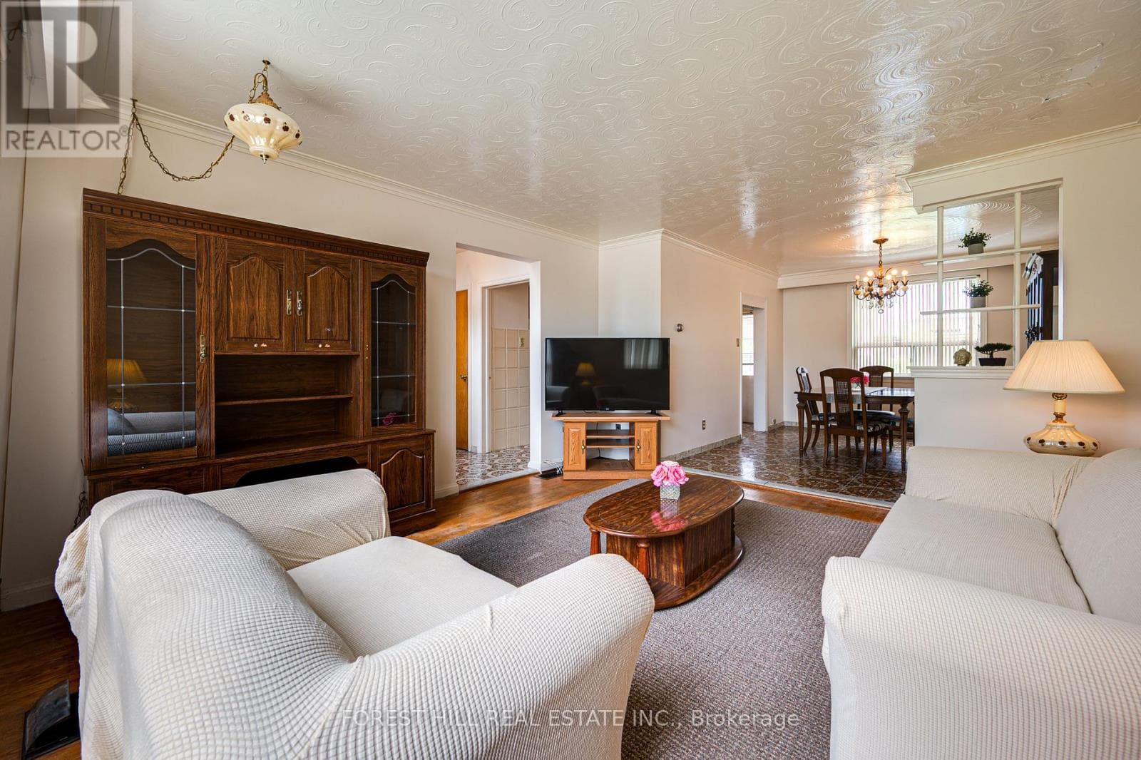 73 TALENT CRESCENT photo 3