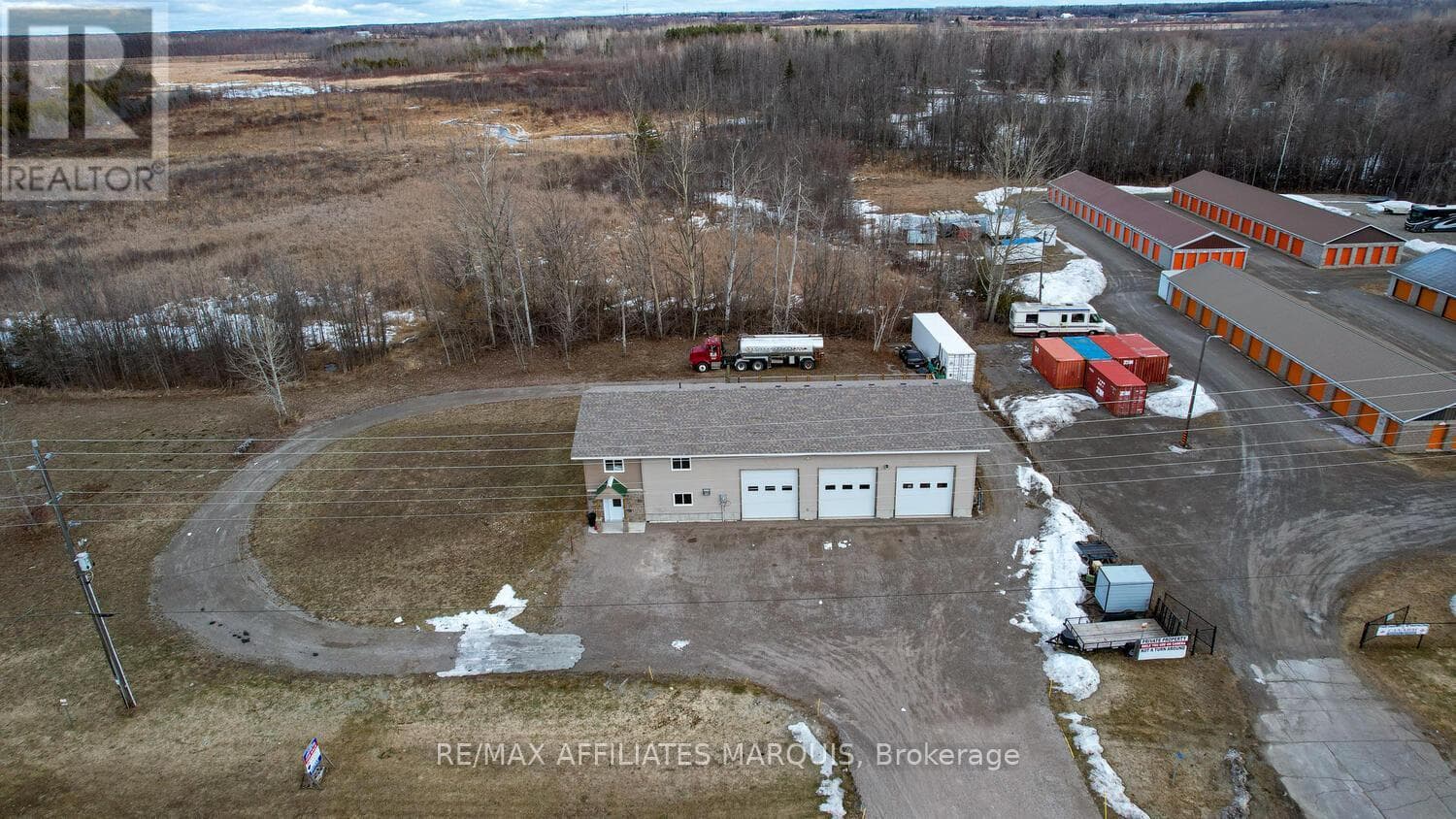 3674 HIGHWAY 43 ROAD photo 4